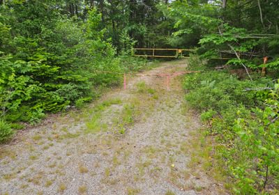 418 T7 gate off Route 1