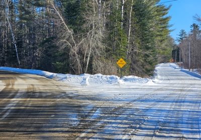 447 25 North rd Russell Lane with Emery Farm Rd in distance