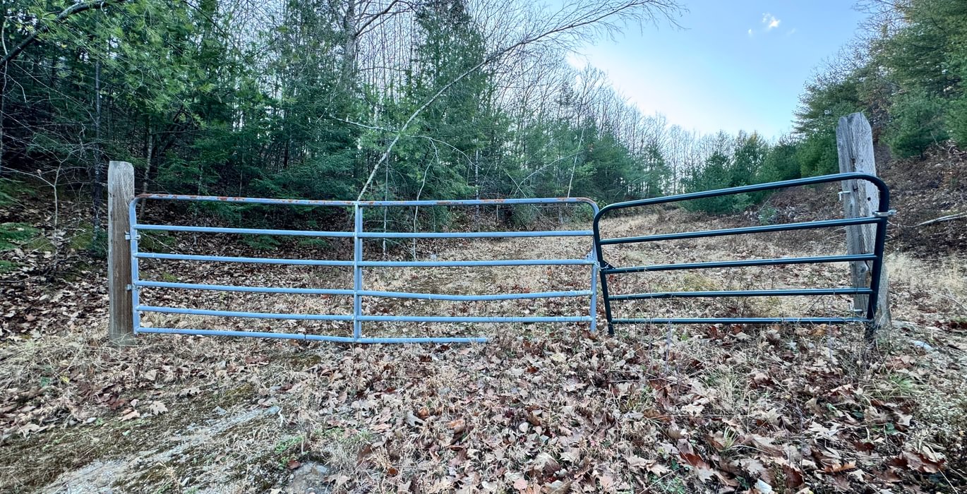 498 gate