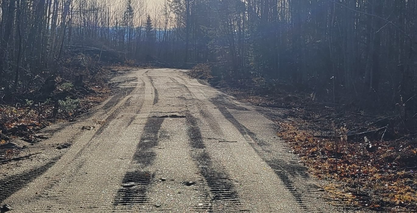 520 gravel access road 1