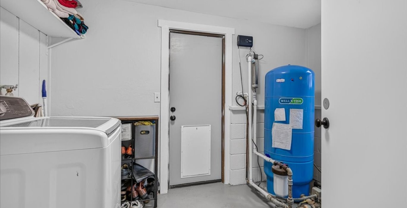 574 Laundry Utility