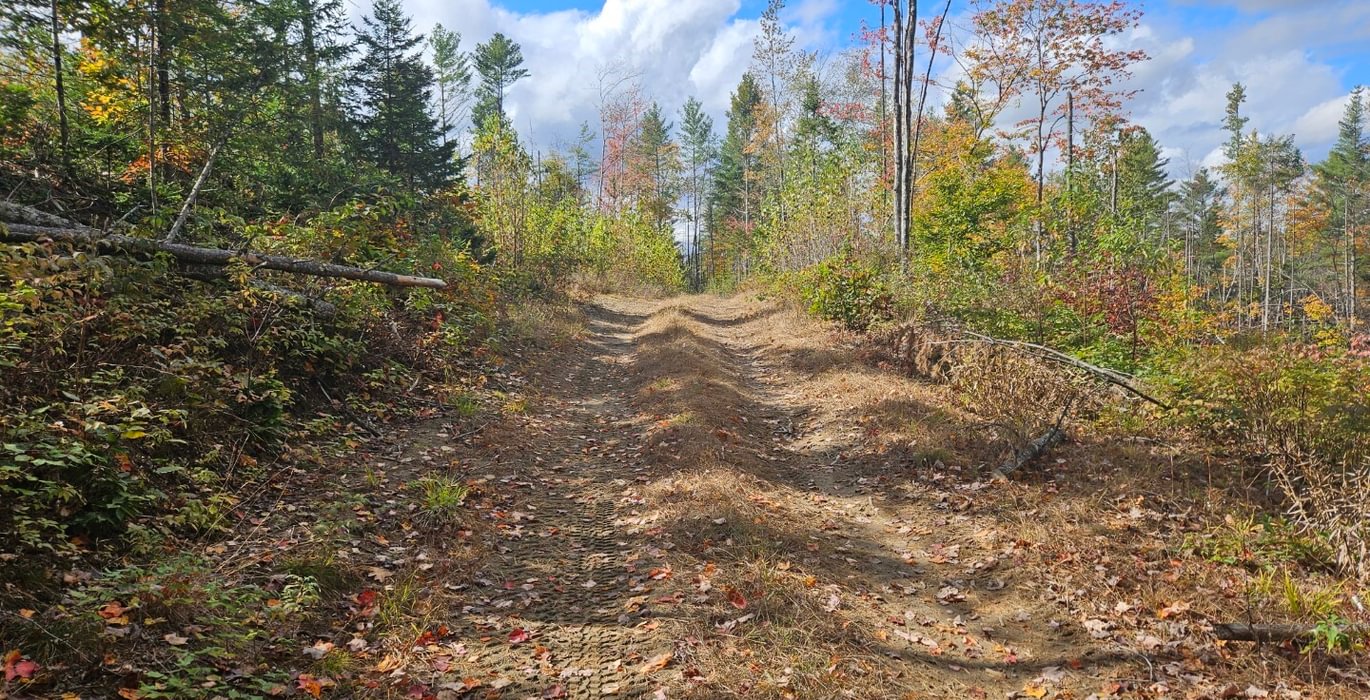 592 26 Old Schoolhouse rd on lot
