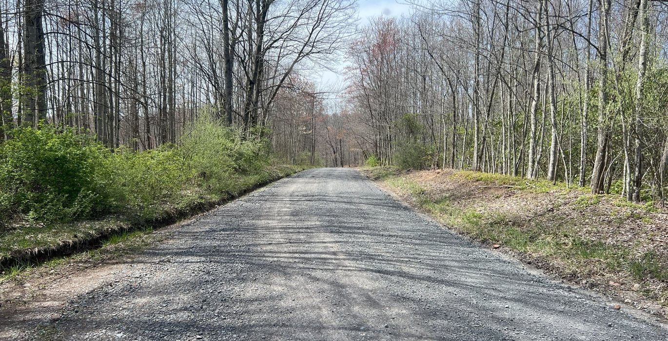613 Gravel Road Frontage