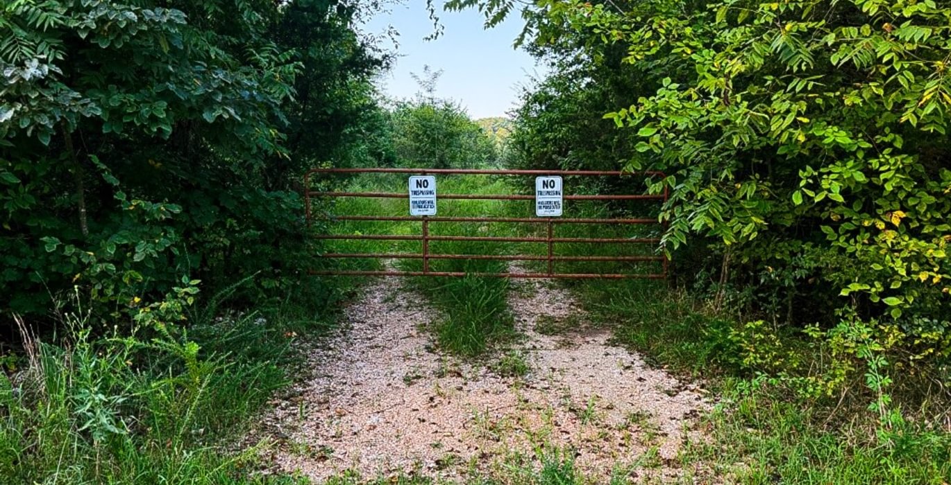622 front gate