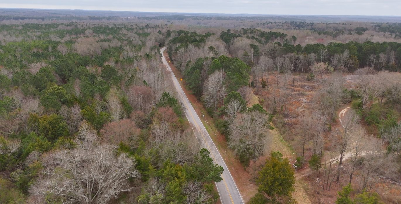 692 AFM Hightower Road 31