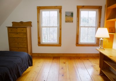 731 Bedroom up 1