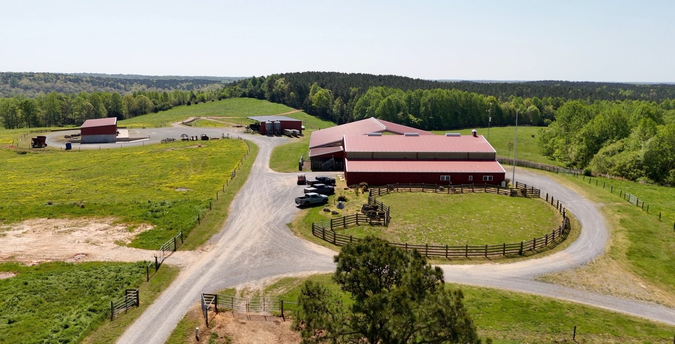 817 AFM Blue Q Ranch Photo 1