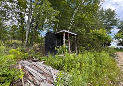 81 small outbuilding 2