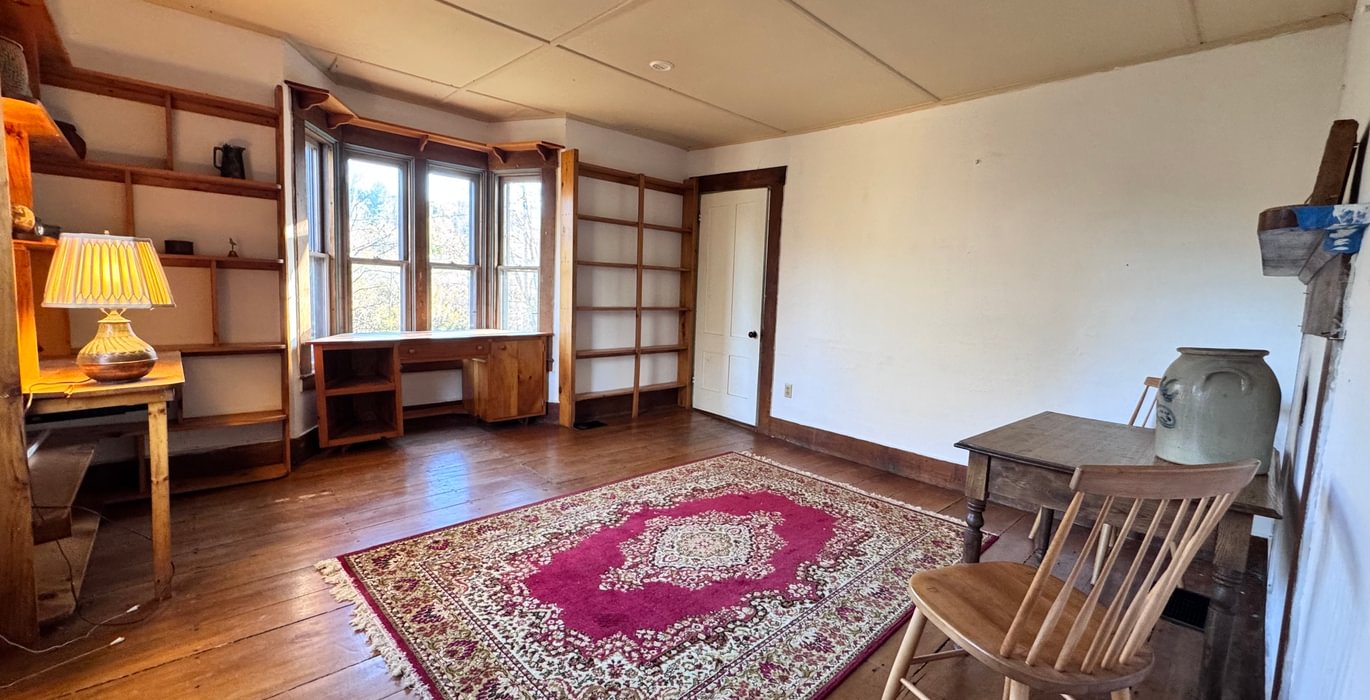 859 living room 4