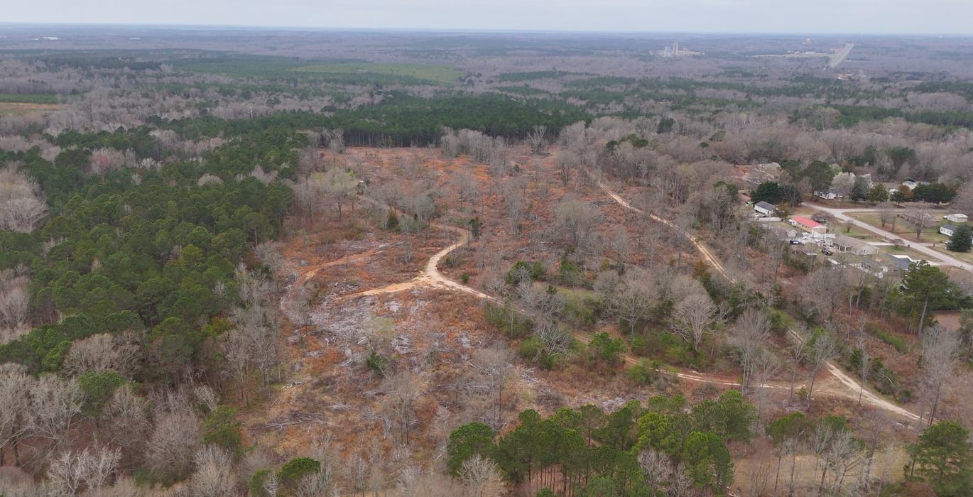 866 AFM Hightower Road 32