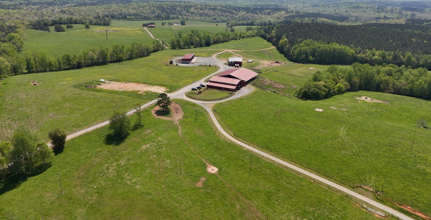 877 AFM Blue Q Ranch Photo 4