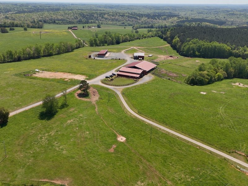 877 AFM Blue Q Ranch Photo 4