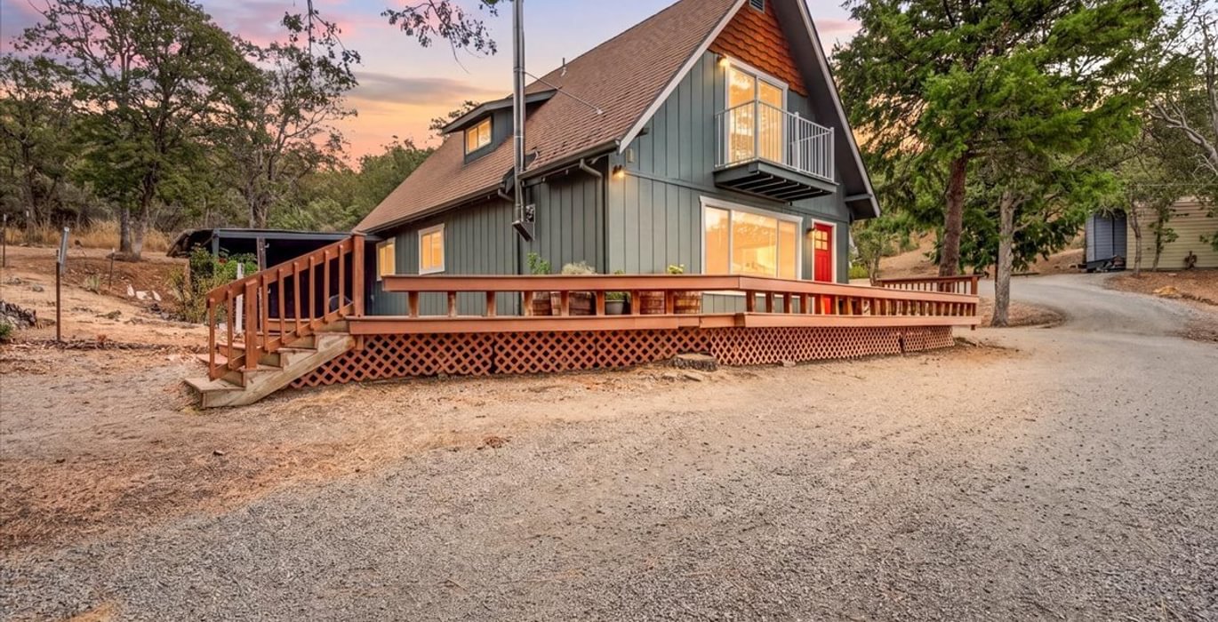 940 House