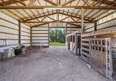 992 18 web or mls Left Driveway 2507 014