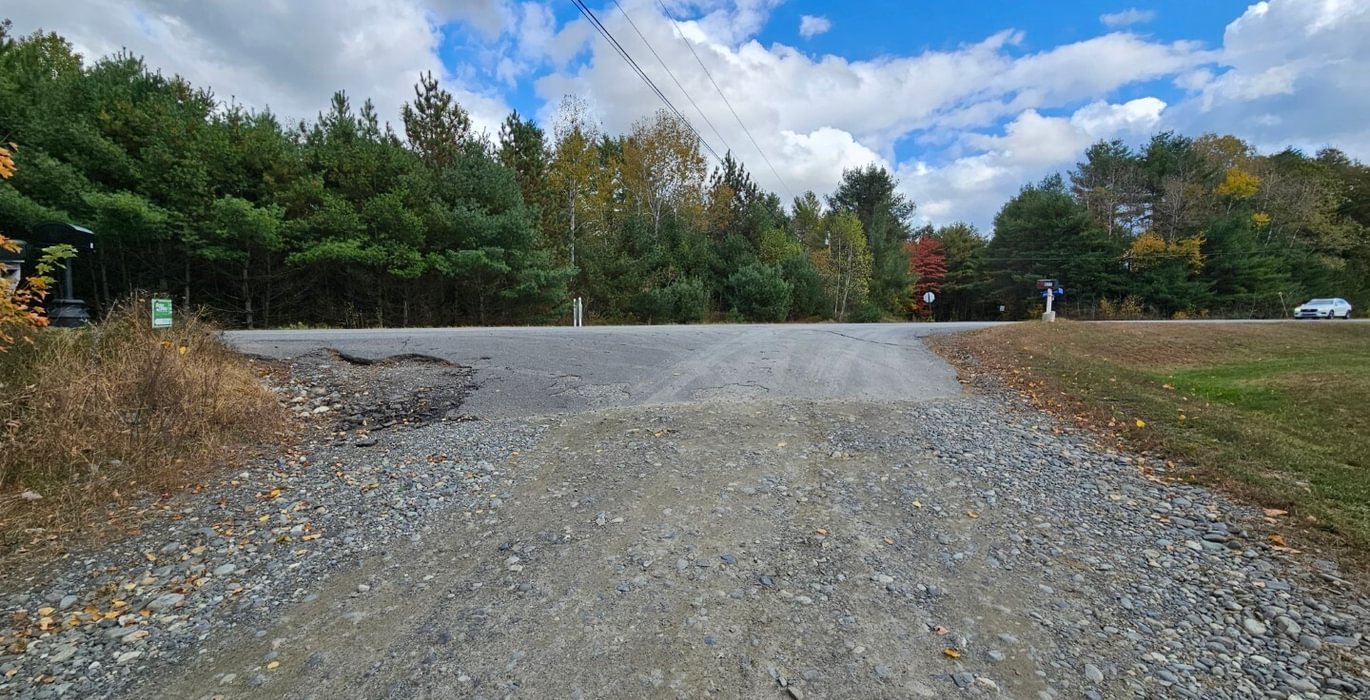 208 31 Old Shoolhouse road off Rte 139