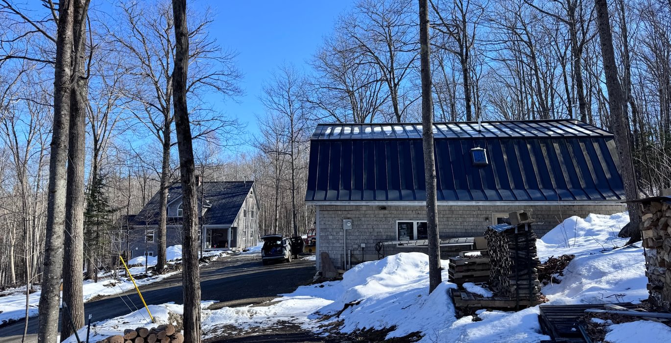 262 Garage house distant view