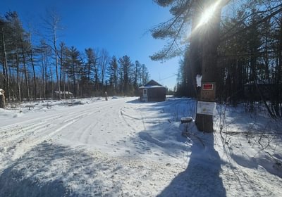 283 14 North section access off Town road with structure