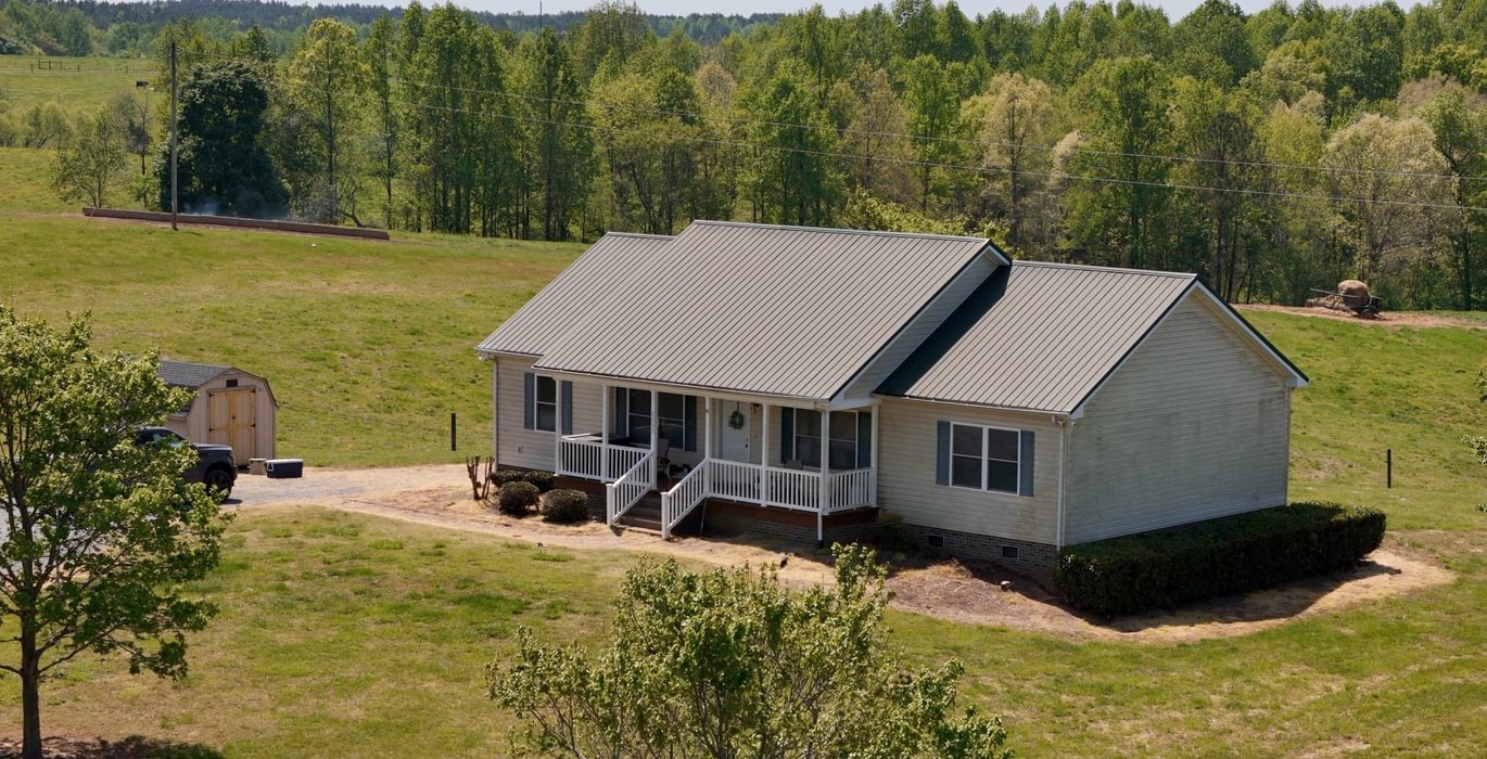299 AFM Blue Q Ranch Photo 22
