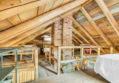 Butterfield Lodge loft 2