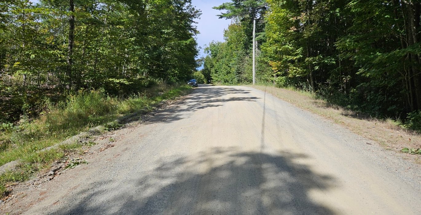 Garland Rd frontage