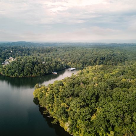 Tennessee River Corridor Properties