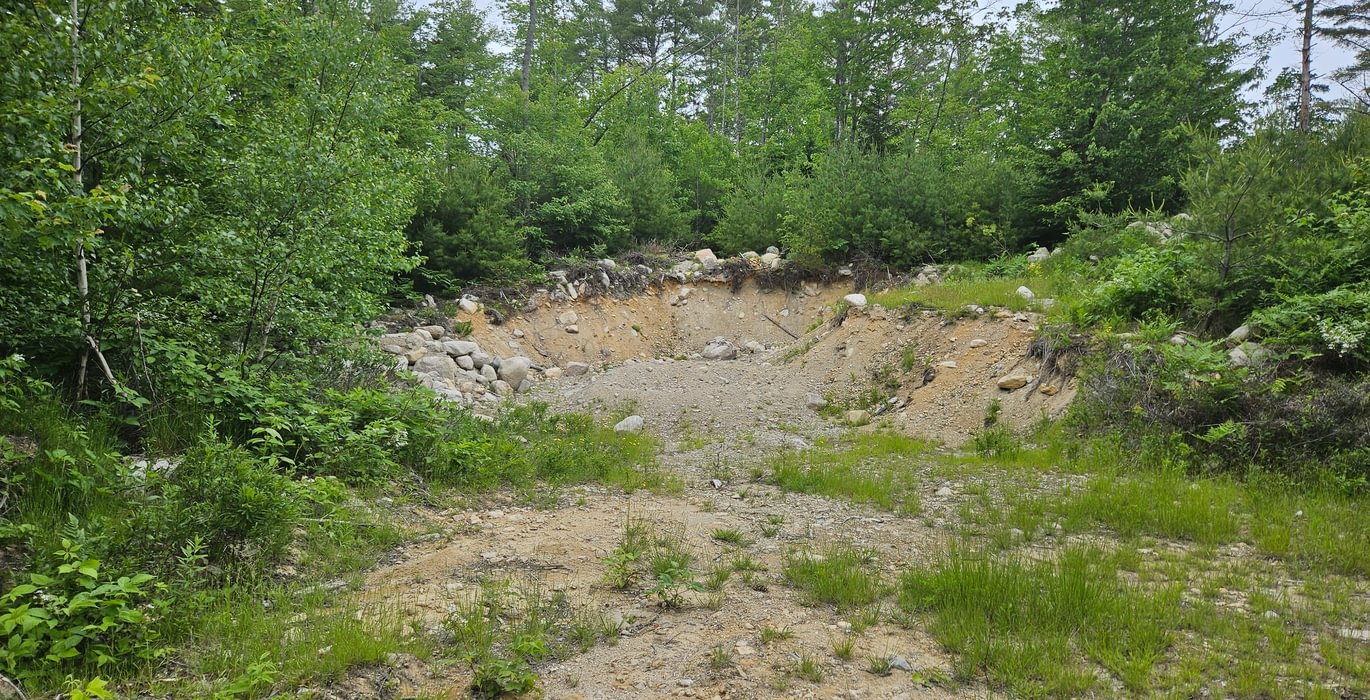 Small Gravel pit on Route 1 lot
