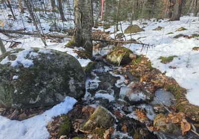 Stream along boundary
